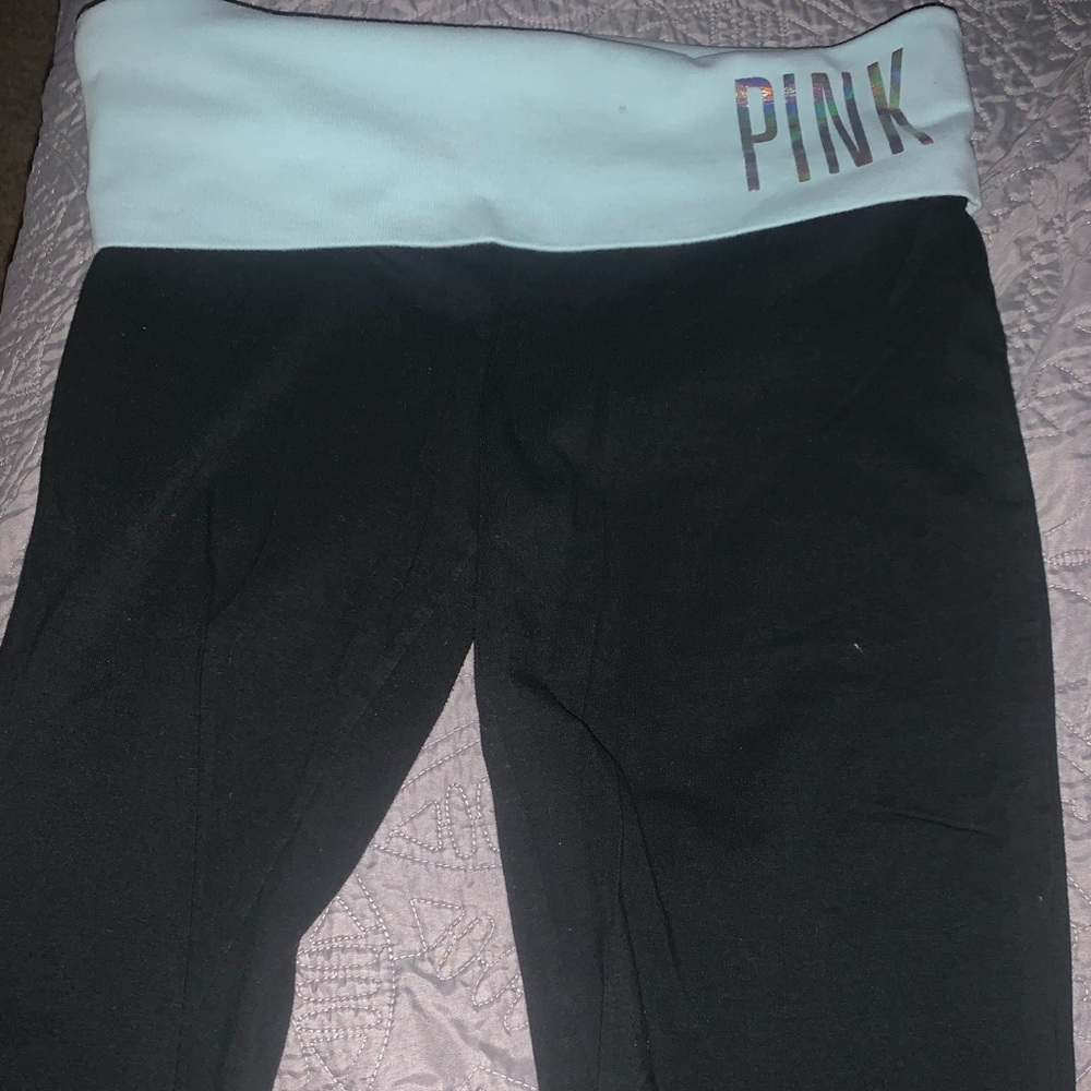 PINK VS CROPPED LEGGINGS